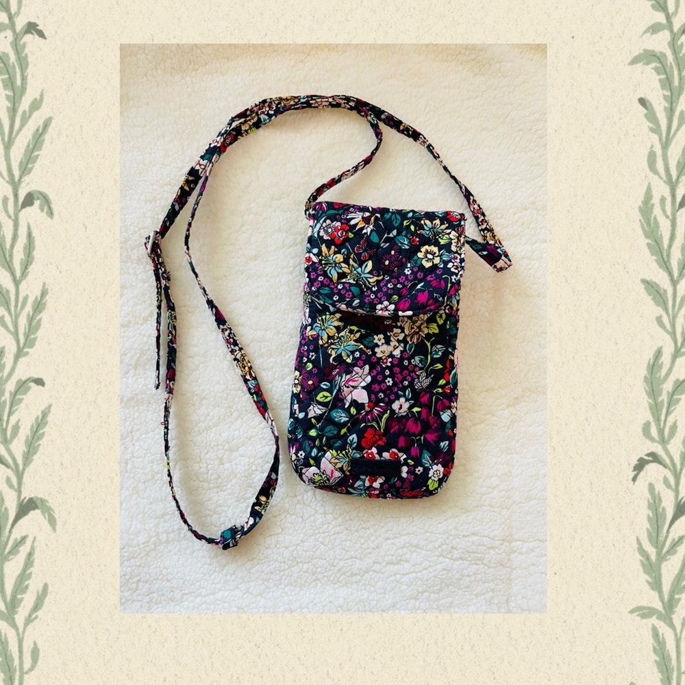 Vera Bradley phone holder